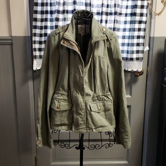 American Rag Jackets & Blazers - 🧥AMERICAN RAG UTILITY JACKET 🧥